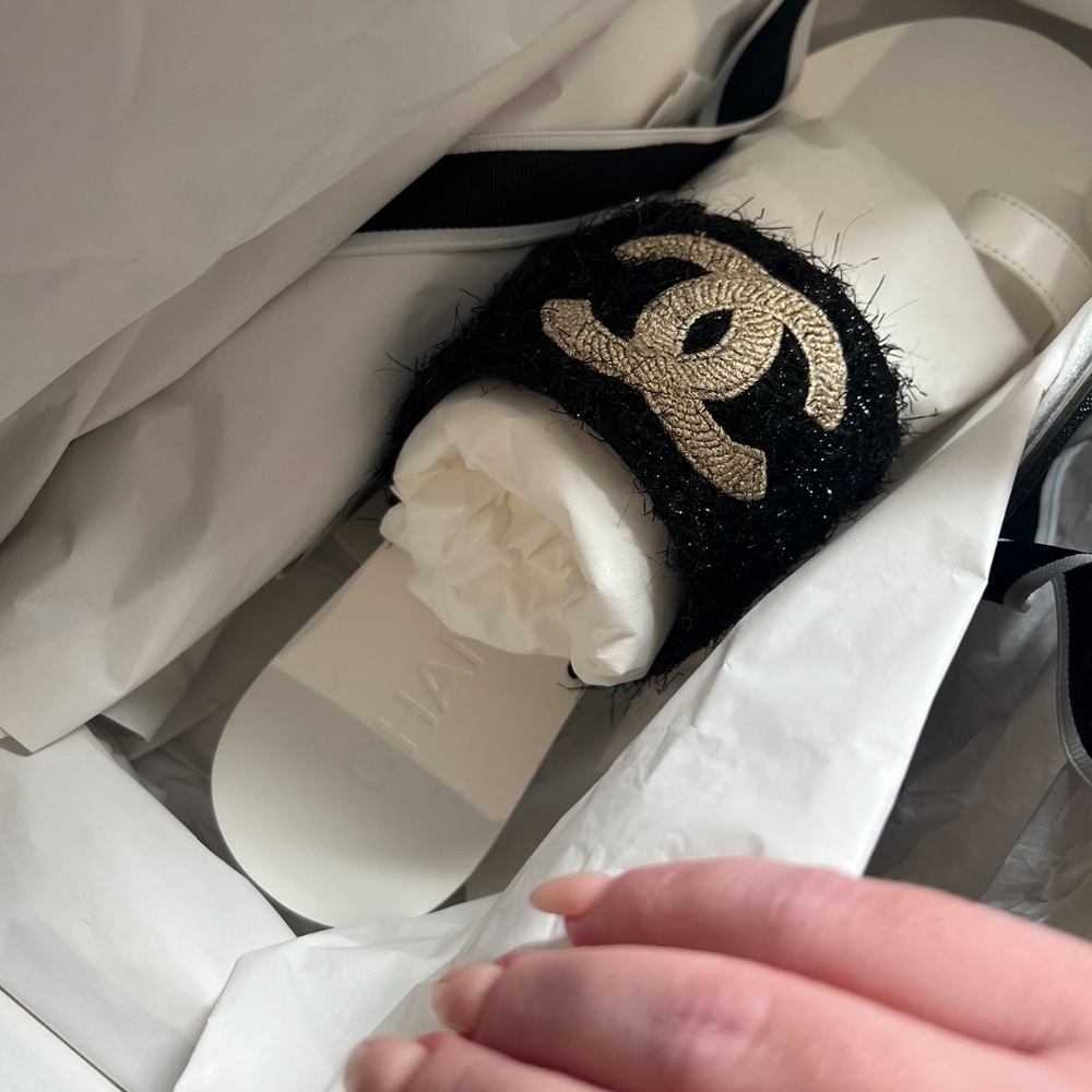 Chanel Women's Black and White Slide Sandals